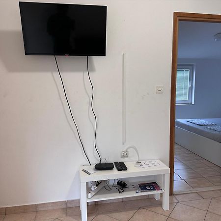 Apartmani Bruno Vrsi Εξωτερικό φωτογραφία
